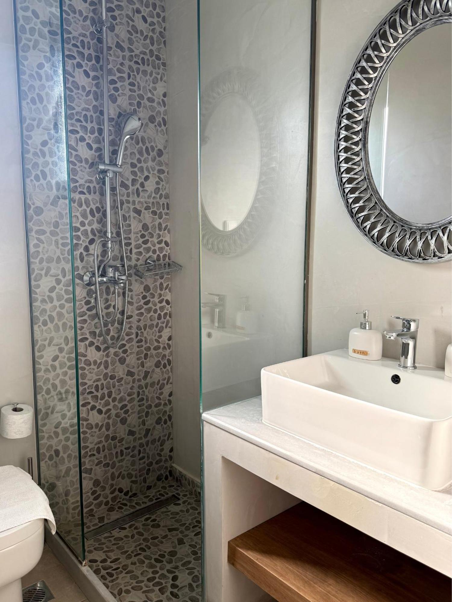 Kipos Suites & Apartments (Adults Only) Jenádi Szoba fotó
